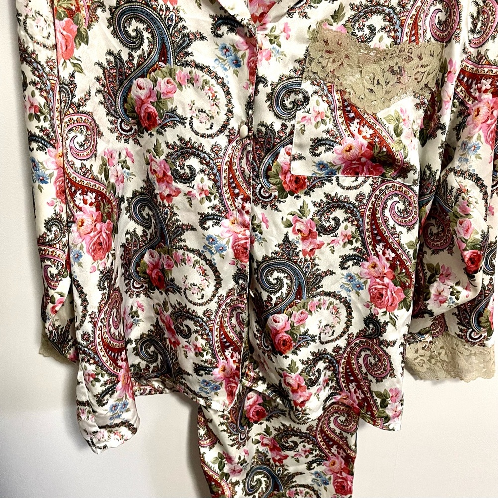 Satin Paisley Women's Pajama Set - Picture 3 of 10